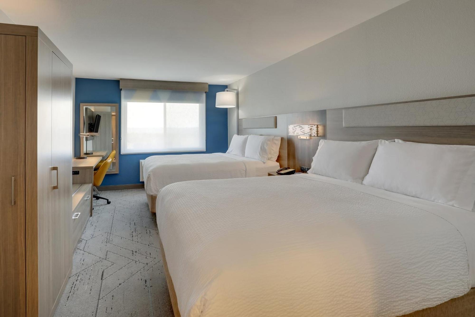 Holiday Inn Express Hotel & Suites Branson 76 Central By Ihg Exterior foto